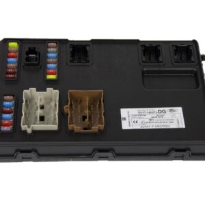 CAJA DE FUSIBLES / MODULO DE CARROCERIA